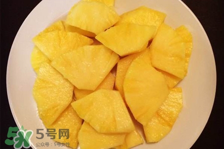 菠萝是什么季节的水果(菠萝蜜是什么水果) 菠萝是什么季节的水果(菠萝蜜是什么水果)