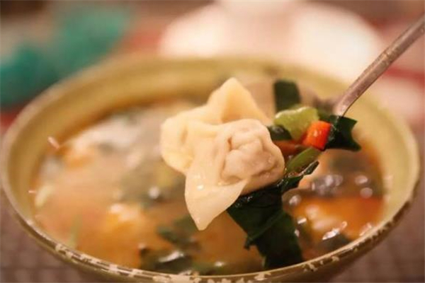 馄饨馅怎么做(馄饨馅怎么做好吃)