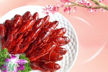 如何判断小龙虾是否新鲜(如何判断小龙虾是否新鲜)