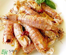 什么情况下虾发黑能吃(虾变黑是怎么回事,还能吃吗?)