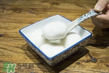 速冻汤圆怎么煮?(速冻汤圆怎么煮不会破)