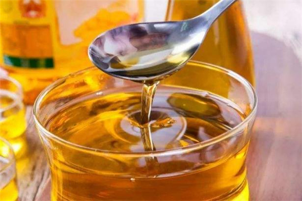 花生油挑选方法(花生油怎么挑选)