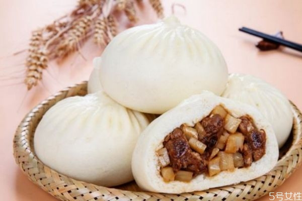 包子蒸熟可以放多久(包子蒸熟可以放多久)