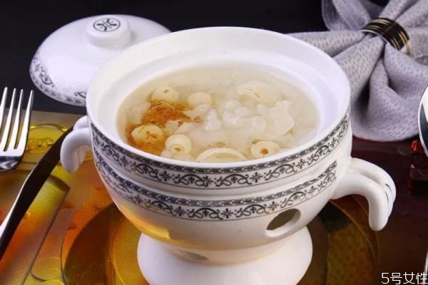 银耳怎么才能煮烂(银耳怎么煮容易烂)
