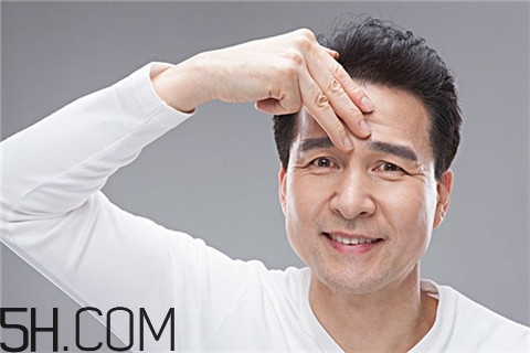 甲亢的症状(甲亢的症状表现有哪些) 甲亢的症状(甲亢的症状表现有哪些)