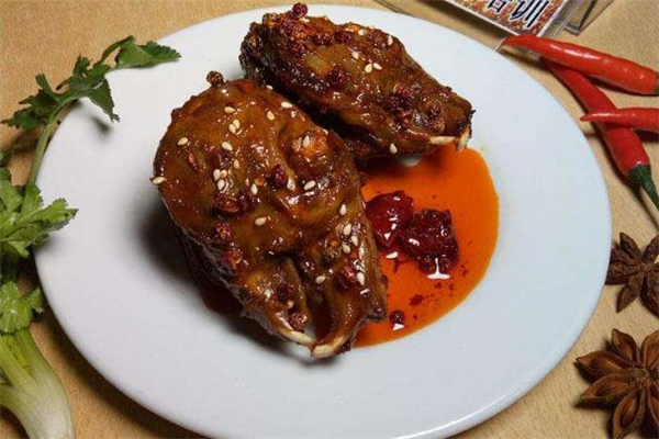 麻辣兔头要泡多久(麻辣兔头能放多久)