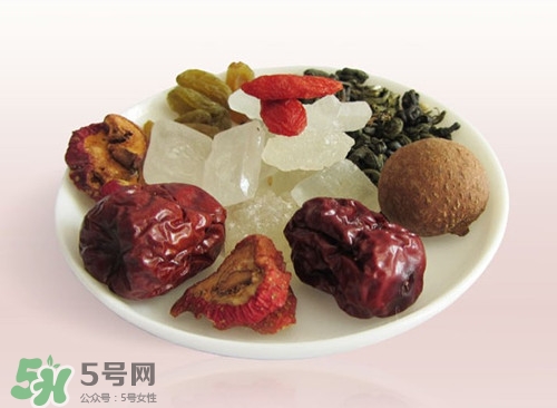 化妆水湿敷一周几次合适(湿敷化妆水用多少分钟)