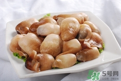 草菇怎么做汤(草菇怎么做汤好吃法大全)