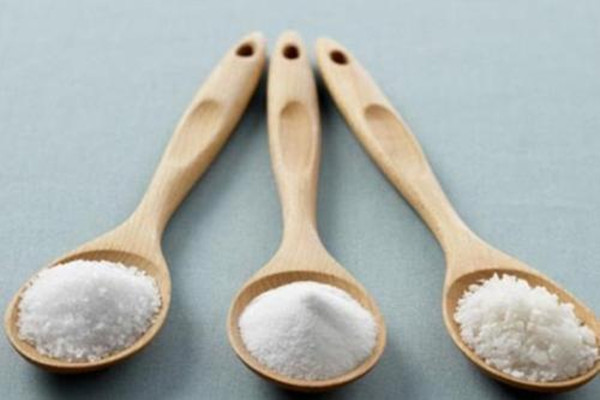 盐对身体有什么作用(盐在人体中的作用是什么)