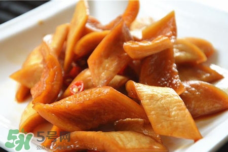 菌菇水能不能每天用(菌菇水能不能每天用敏感肌)