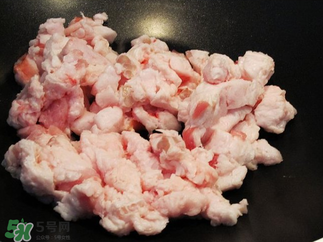 板油怎么熬猪油(怎样煎猪板油?) 板油怎么熬猪油(怎样煎猪板油?)