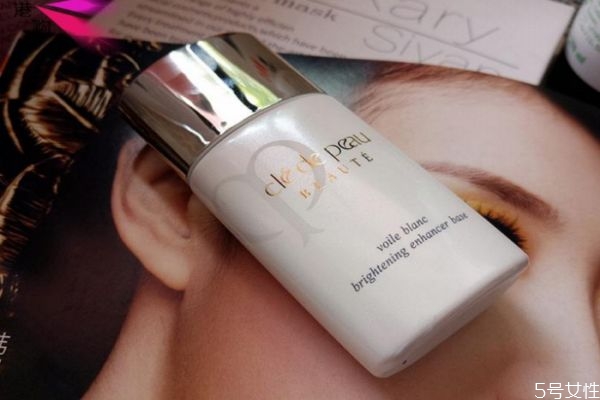 使用妆前乳的技巧(使用妆前乳的正确步骤)