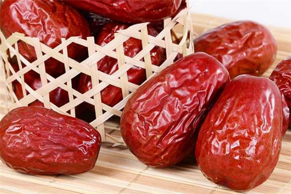 经常吃狗头枣好吗(吃狗头枣有什么好处) 经常吃狗头枣好吗(吃狗头枣有什么好处)