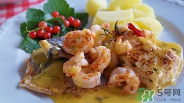 面霜的使用(面霜的使用方法和步骤)