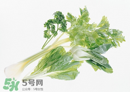 小白菜怎么做好吃?(小白菜怎么做好吃又简单)