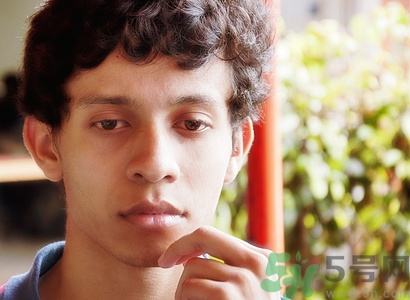 产后强迫症治疗方法(产后强迫症可以自愈吗)