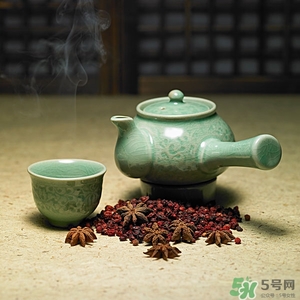 五味子茶服用禁忌(五味子茶的功效和作用及禁忌) 五味子茶服用禁忌(五味子茶的功效和作用及禁忌)