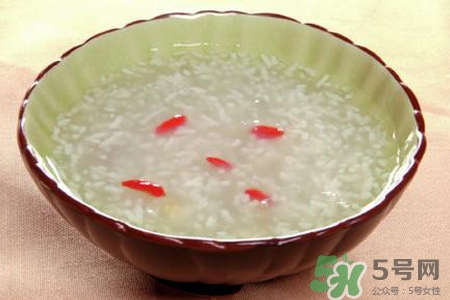 纪梵希墨藻面霜使用感受(纪梵希墨藻面霜怎么样)