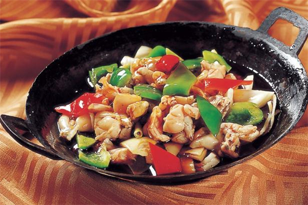 牛蛙的营养价值(牛蛙的营养价值、作用和功效)