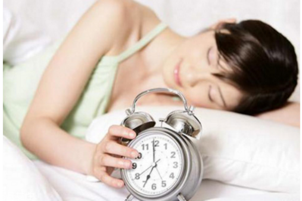 产后失眠如何预防(产后失眠怎么办才好)