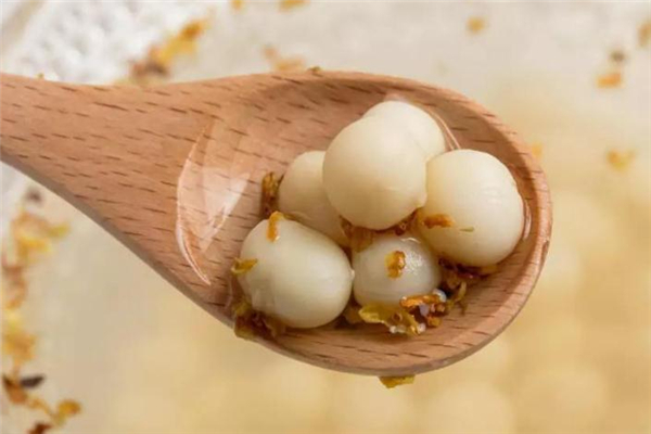 鸡头米的功效和作用(鸡头米的功效和作用及食用方法) 鸡头米的功效和作用(鸡头米的功效和作用及食用方法)