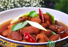 如何预防皮肤粗糙(改善皮肤粗糙的小窍门)