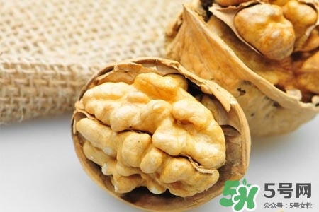 每天食用核桃的最佳数量(核桃每日食用量)