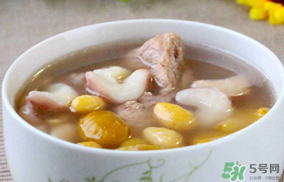 白果银耳汤的做法(白果银耳汤的做法)