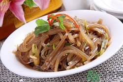 吃肉皮有什么好处(吃猪皮有什么好处和坏处)