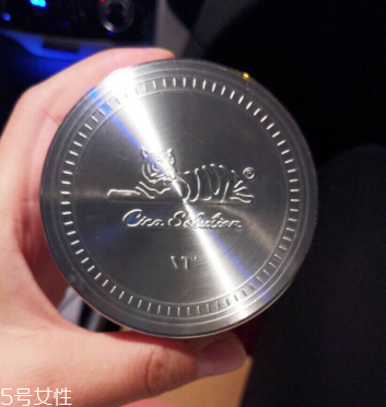 2017 RMK最新款4款粉底的区别(rmk几款粉底的区别)