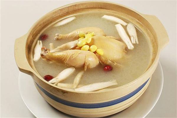 喝鸡汤有什么好处(喝鸡汤有什么好处和坏处) 喝鸡汤有什么好处(喝鸡汤有什么好处和坏处)