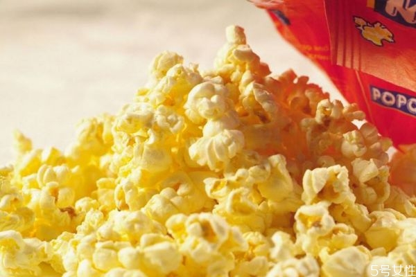 爆米花可以经常吃吗(爆米花可以经常吃吗)