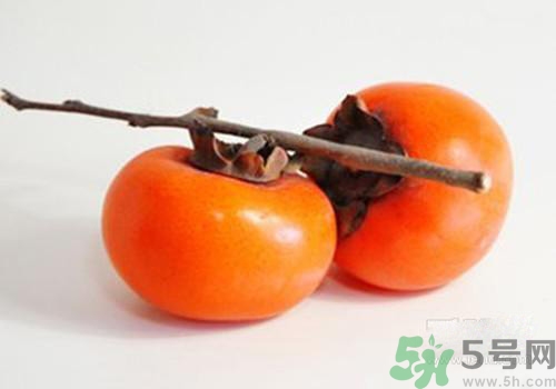 柿子是酸性还是碱性(未熟透的柿子是酸性还是碱性)